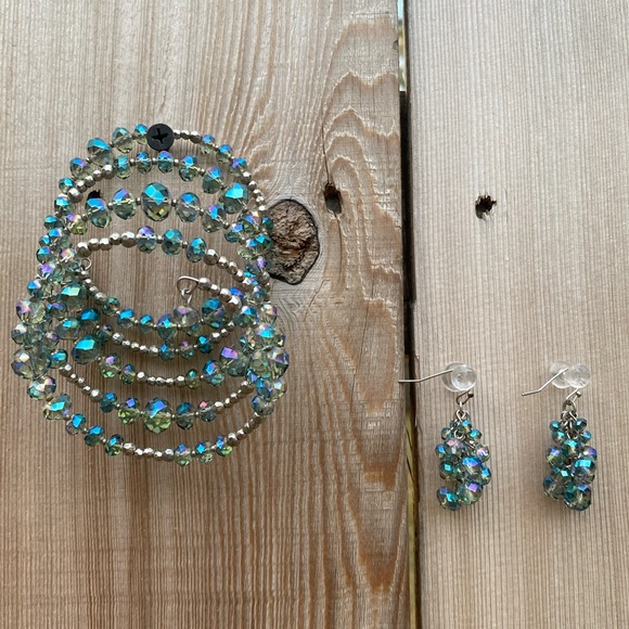 White House Black Market Jewelry - WHBM White House Black Market Iridescent Beaded Bracelet and Earrings